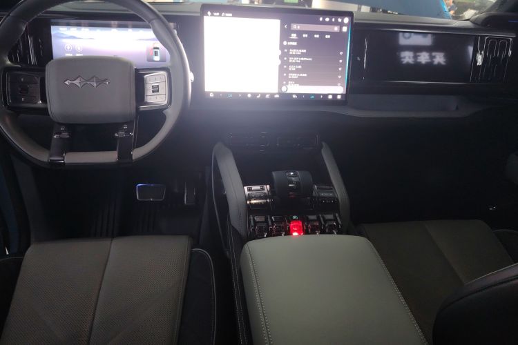 FangChengBao Leopard 5 2024 car image #13