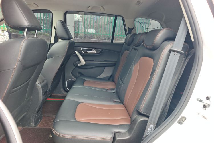 SWM X7 2021 immagine di auto #13