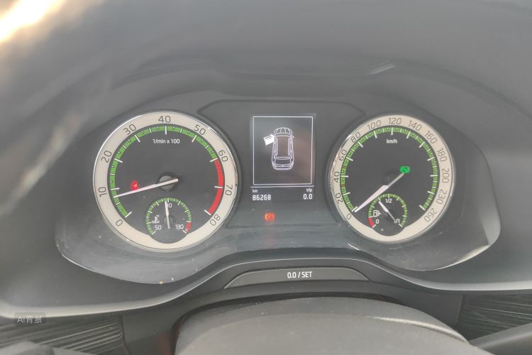 Skoda Kodiaq 2017 immagine di auto #13