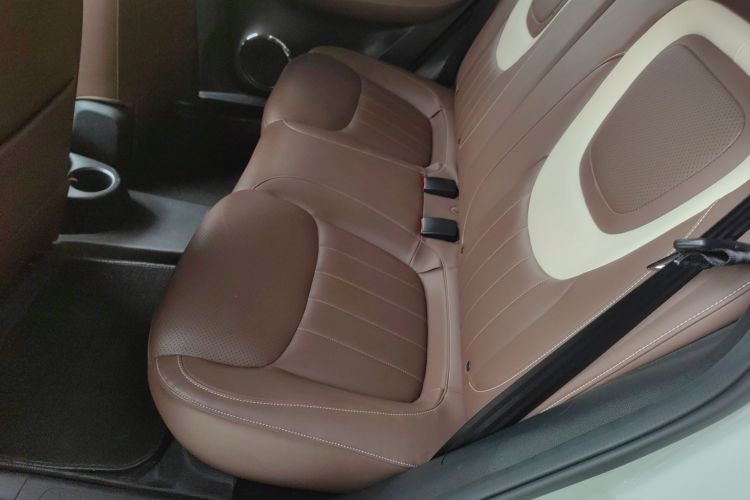 Wuling Binguo 2023 изображение автомобиля #13