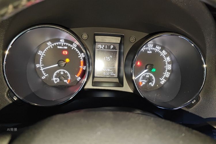 Skoda Yeti 2014 imagen de coche #13