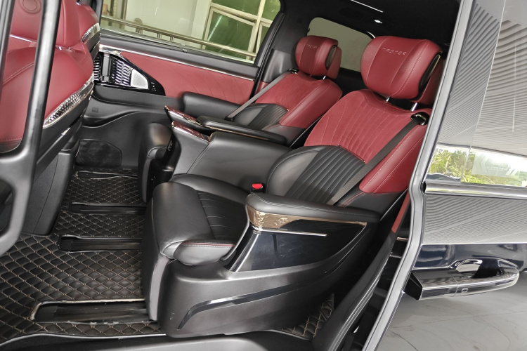 GAC Trumpchi M8 2023 car image #13