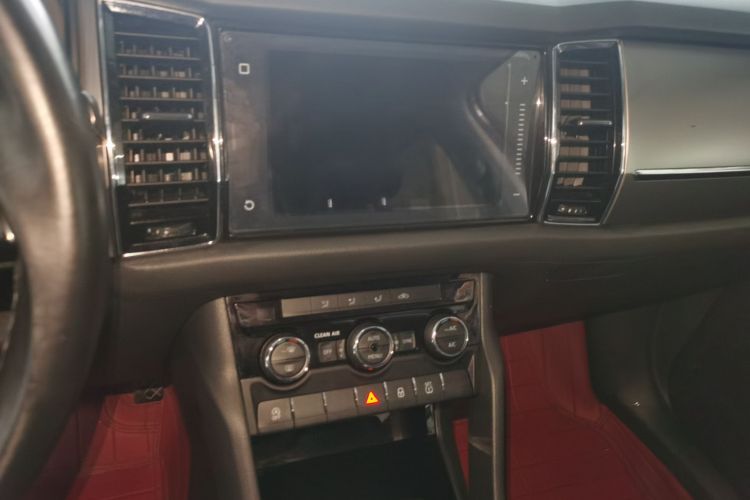 Skoda Kodiaq 2018 изображение автомобиля #13