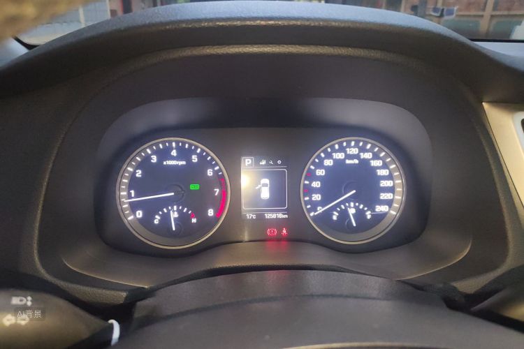 Hyundai Tucson 2015 car image #13