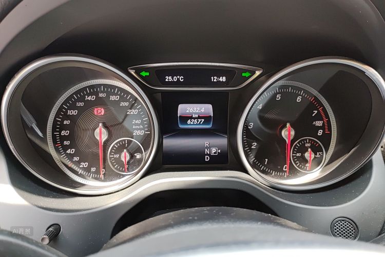 Mercedes-Benz GLA Class 2019 car image #13