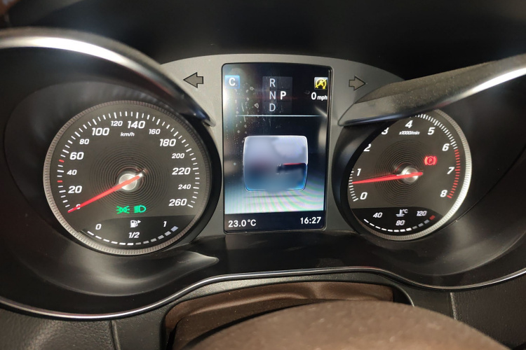 Mercedes-Benz GLC Class 2017 car image #13