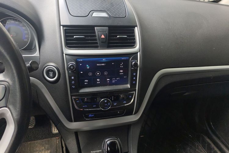 GEELY Emgrand 2016 #13 GEELY Emgrand 2016 car image #13
