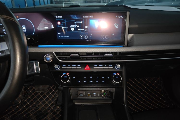 Hyundai Sonata 2024 immagine di auto #13