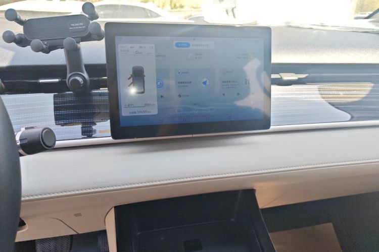 BYD D1 2024 car image #13