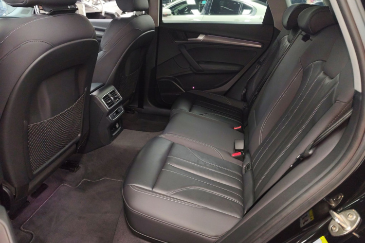 Audi Q5L 2021 imagem de carro #13