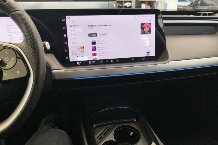 Xpeng P7 2022 immagine di auto #13