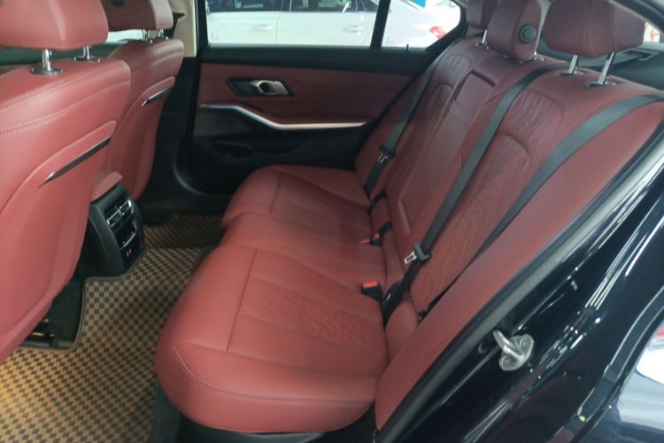 BMW i3 2024 imagem de carro #13