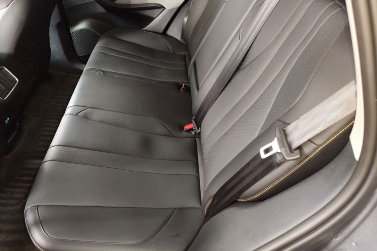 BYD Sea Lion 05 DM-i 2025 image de voiture #13