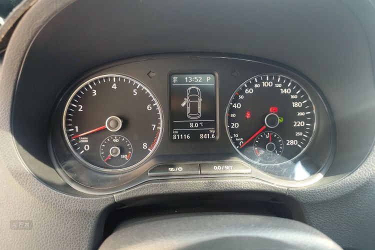 Volkswagen Polo 2016 #13 Volkswagen Polo 2016 car image #13