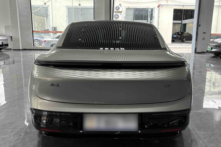 极氪 极氪007 2025 汽车图片 #13