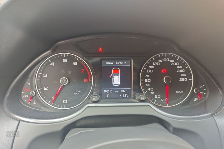 奥迪 奥迪Q5 2018 汽车图片 #13