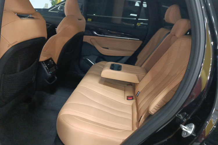 GEELY Monjaro 2025 #13 GEELY Monjaro 2025 car image #13