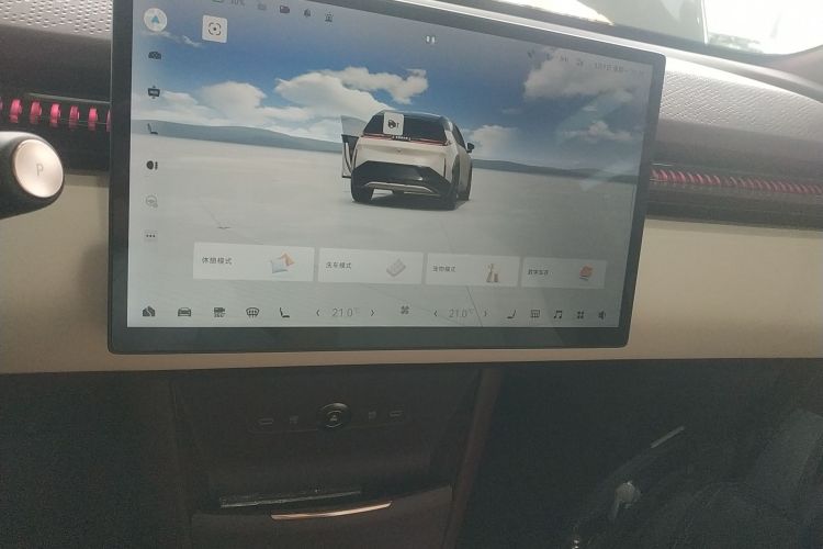 极氪 极氪X 2024 汽车图片 #13