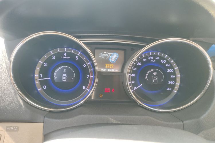 Hyundai Sonata 2015 immagine di auto #13