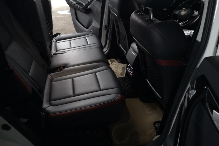 T5 2023 #13 T5 2023 car image #13