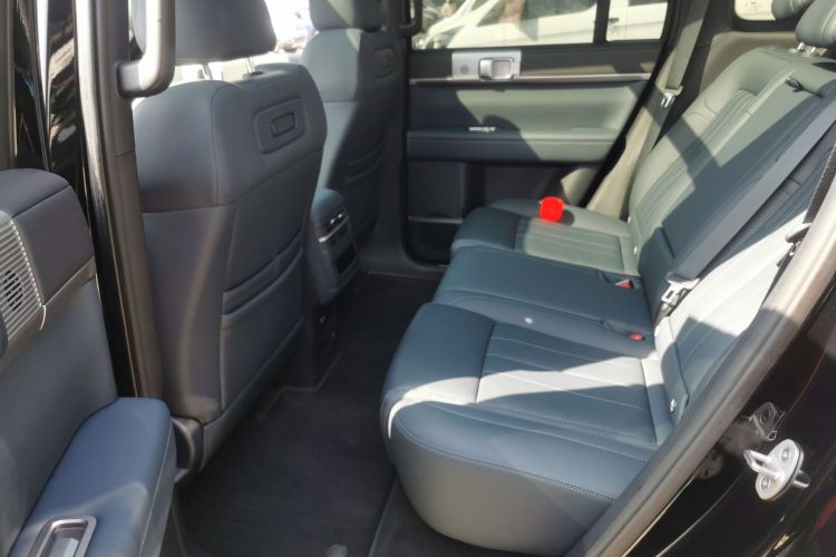 FangChengBao Tiger 7 2025 car image #13