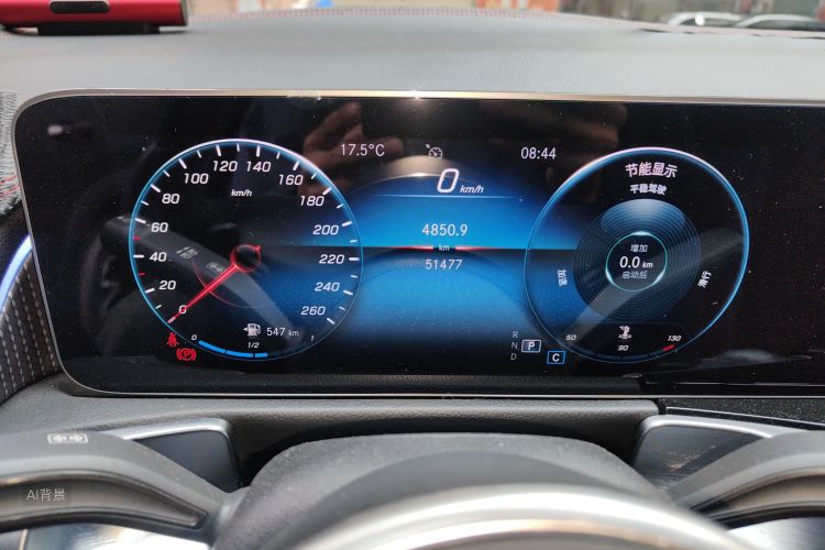 Mercedes-Benz GLB Class 2020 car image #13