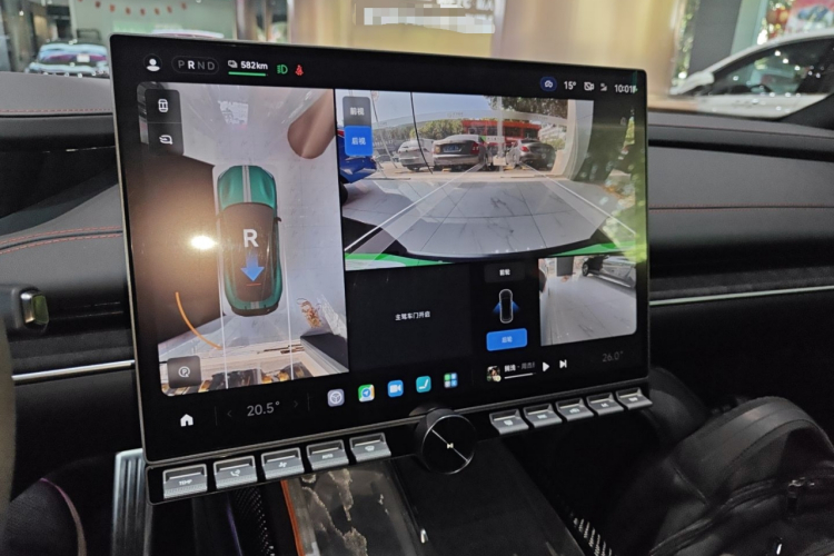 MI SU7 Ultra 2025 car image #13