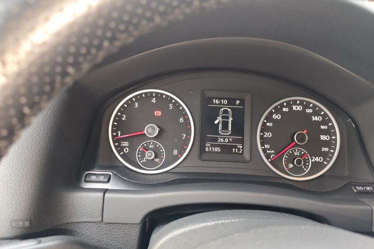 Volkswagen Tiguan 2016 car image #13