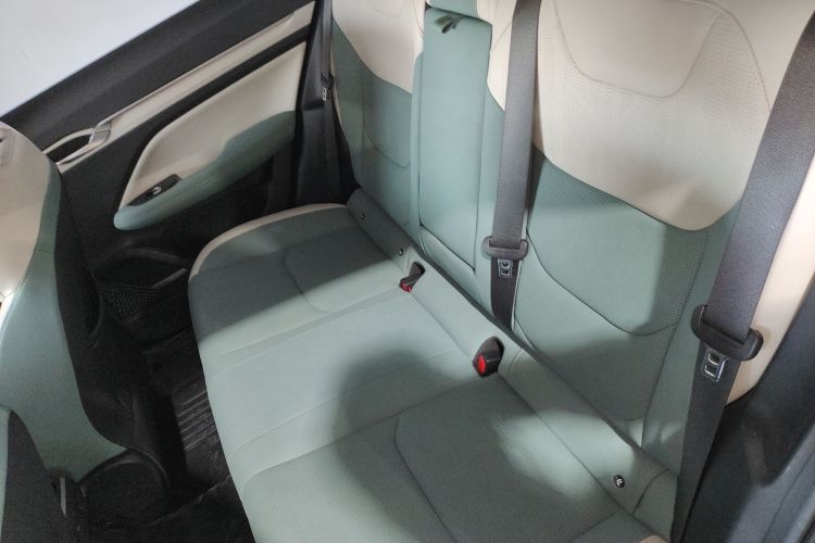 GEELY Emgrand L HiP 2022 car image #13