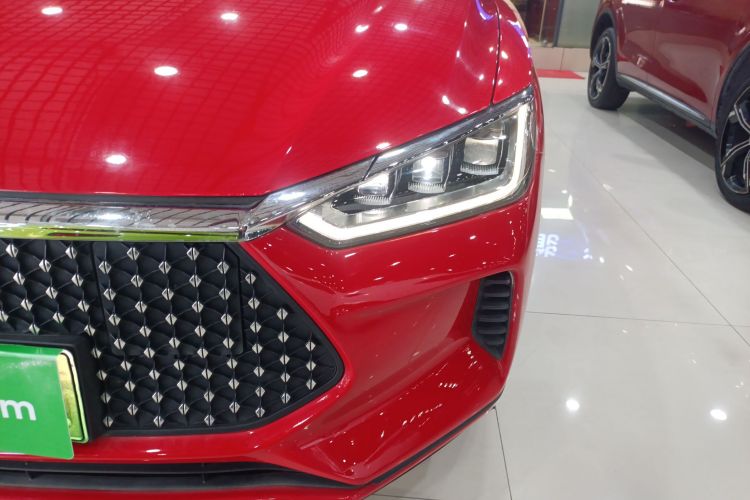 BYD e2 2019 imagem de carro #13