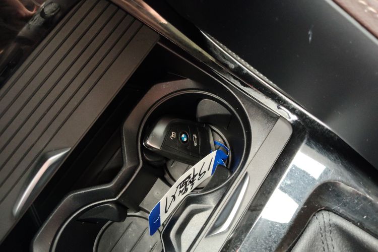 BMW X1 2019 car image #13