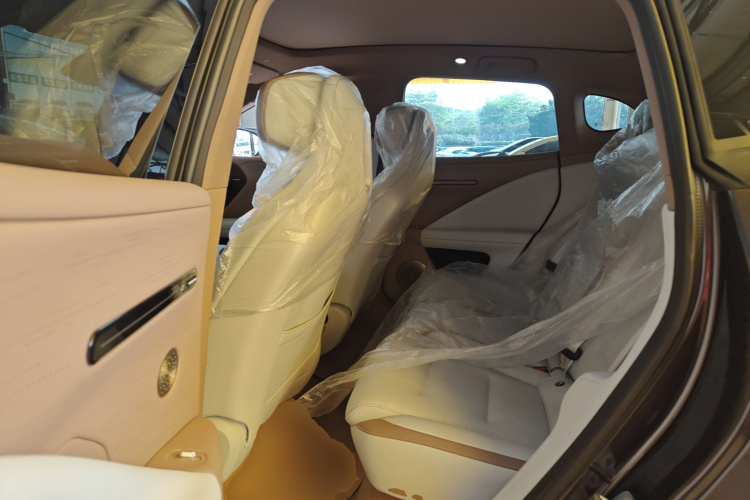 Avatr 07 2025 image de voiture #13