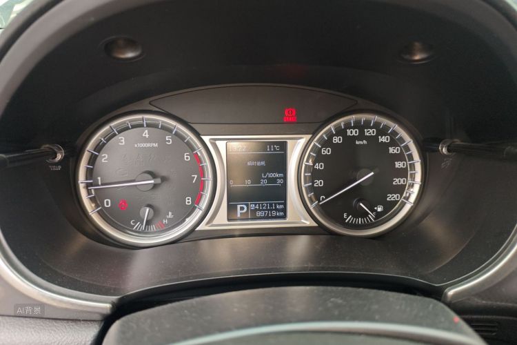 Suzuki Vitara 2018 изображение автомобиля #13