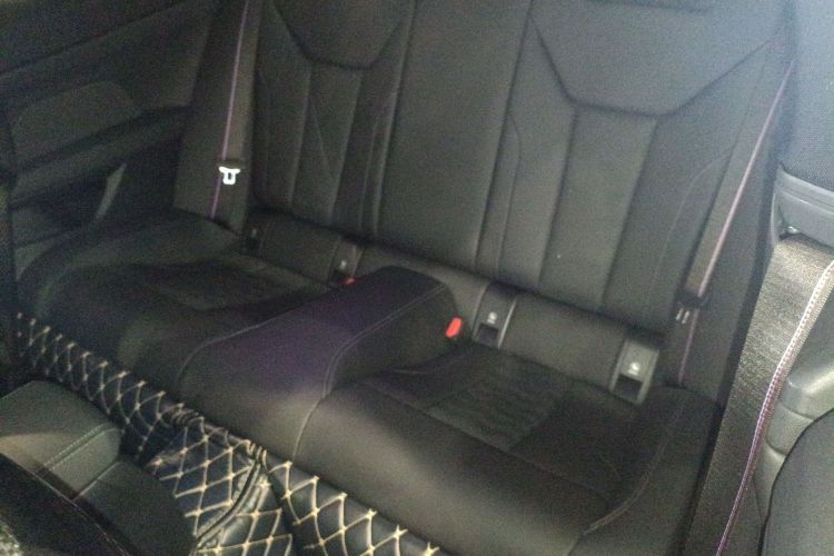 BMW M4 2023 imagen de coche #13