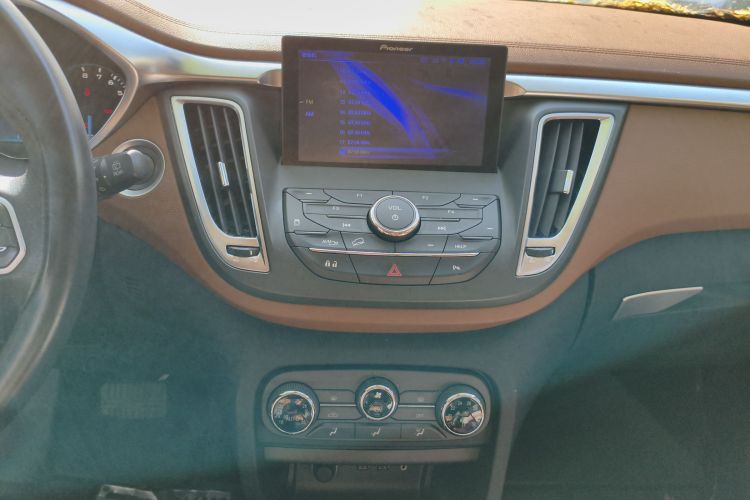 Soueast DX7 2017 imagem de carro #13