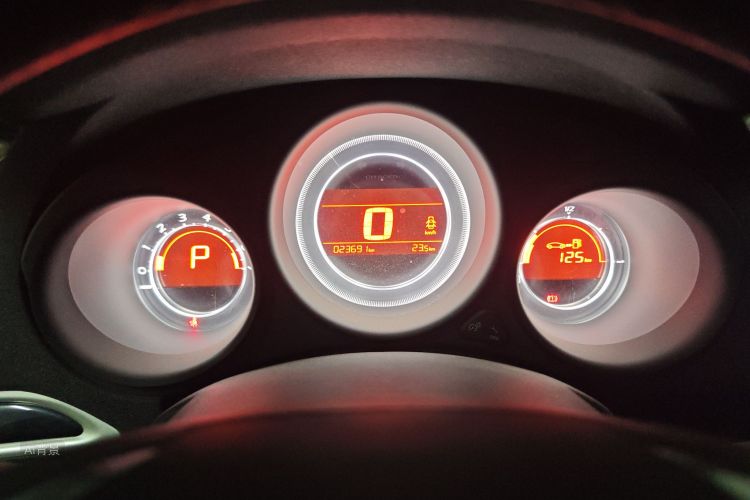 Citroen C4L 2015 صورة سيارة #13