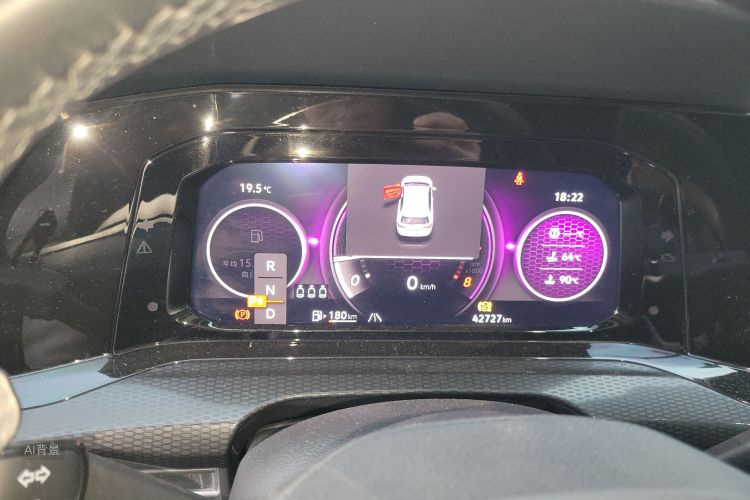 Volkswagen GolfGTI 2023 immagine di auto #13