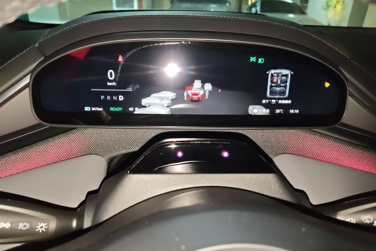 极氪 极氪001 2024 汽车图片 #13