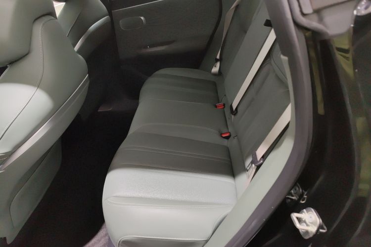 Deepal S07 2024 image de voiture #13