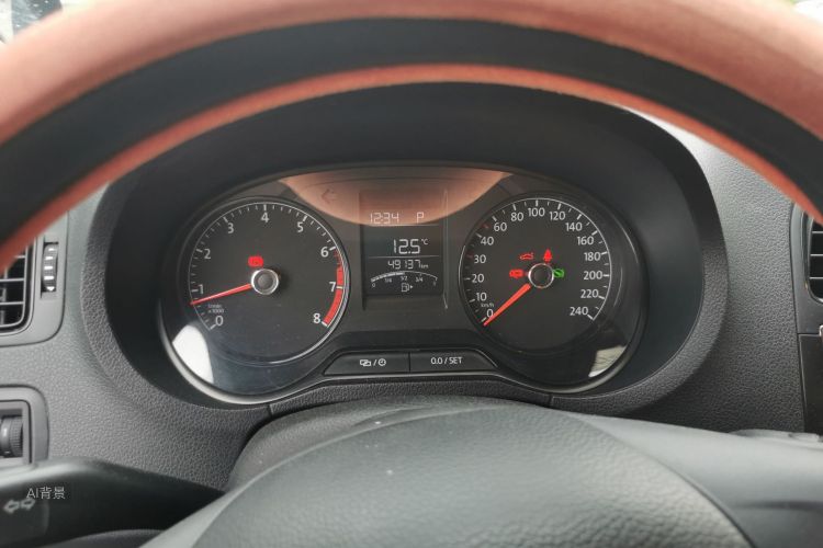 Volkswagen Polo 2018 car image #13