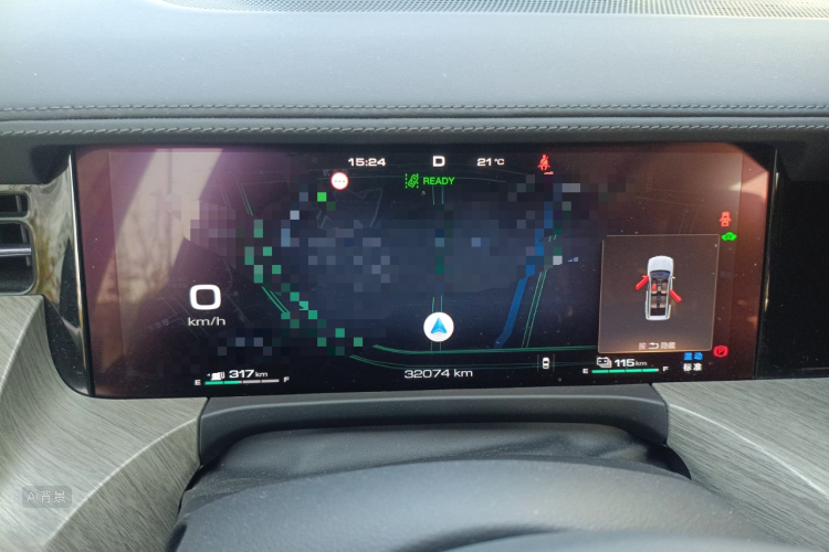 Tank 500 New Energy 2024 immagine di auto #13