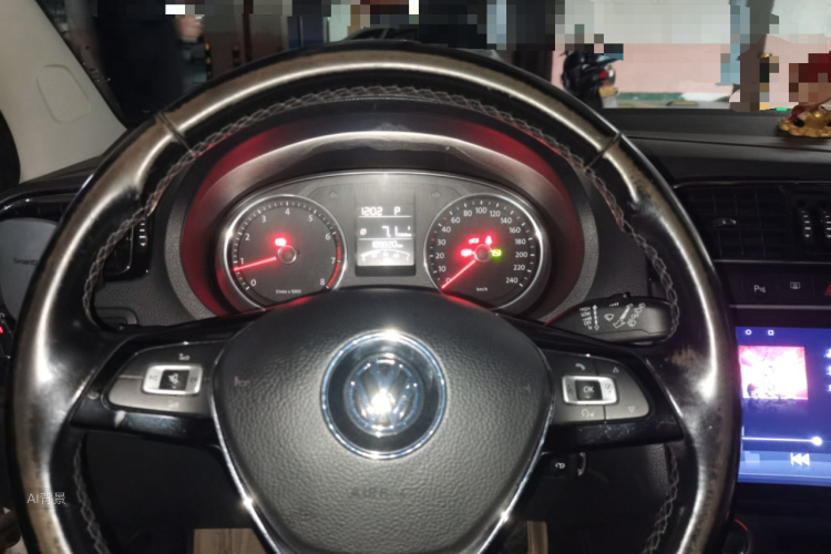 Polo 2015 #13 Polo 2015 car image #13