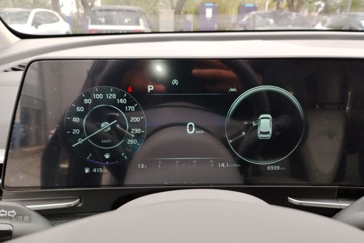 起亚 狮铂拓界 2025 汽车图片 #13