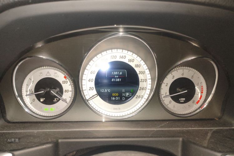 Mercedes-Benz GLK Class 2015 car image #13