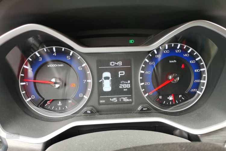 Vision X3 2019 car image #13