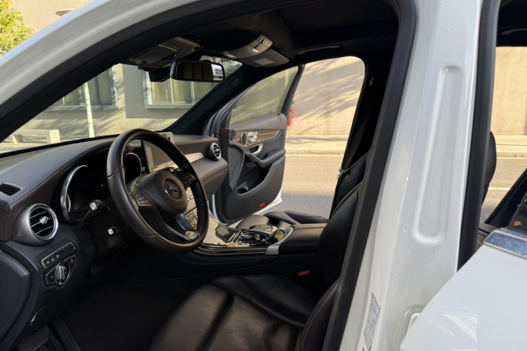 Mercedes-Benz GLC Class 2016 صورة سيارة #13