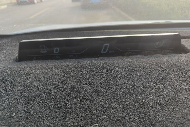 Neta V 2022 imagen de coche #13