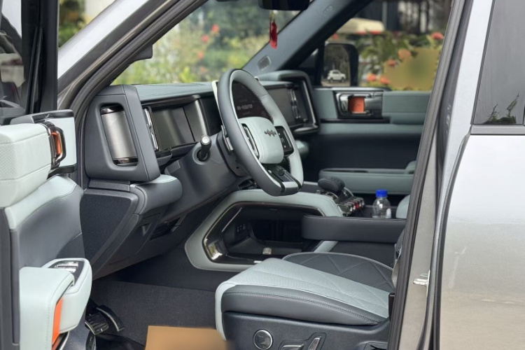 FangChengBao Leopard 5 2025 изображение автомобиля #13