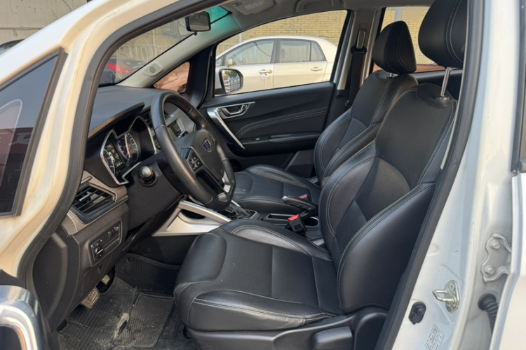 Vision X3 2018 car image #13