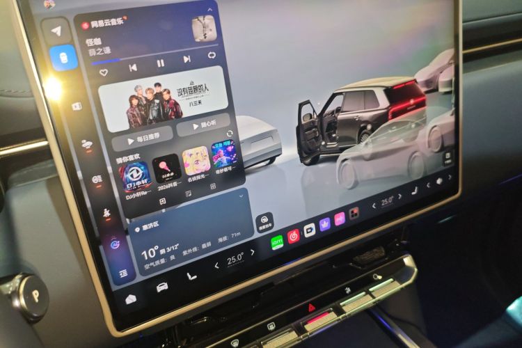 极氪 极氪9X 2025 汽车图片 #13